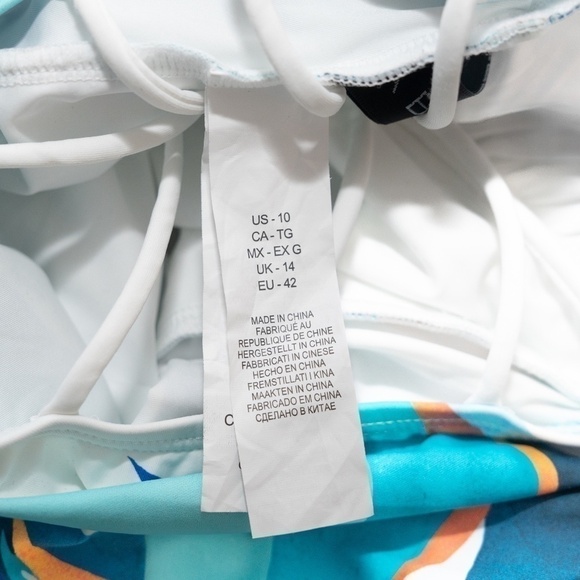 La Blanca. Coastal Palms Multi-Strap Cross-Back One Piece Swim Suit. - Picture 5 of 12